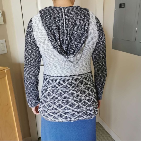 Cardigan - Picture 4 of 5